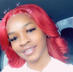 Meet your Posher, Latisha